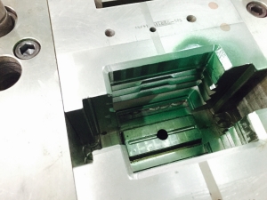 防塵罩模具F8932-3，防塵罩塑膠模具