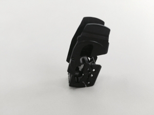 雨刮配件注塑模具廠，五金配件注塑廠，雨刮器生產(chǎn)廠家